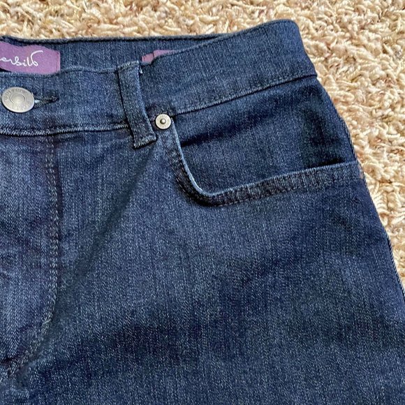 NEW Gloria Vanderbilt Women's Amanda Stretch Denim Jeans, Size 8 - Picture 5 of 12